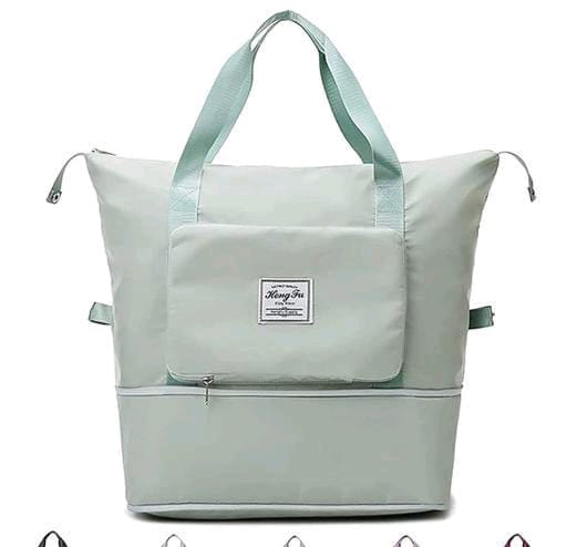Large capacity foldable travelling bag